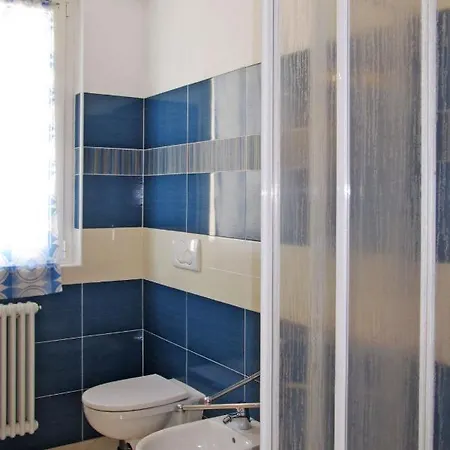 Elisabetta - Gla116 By Interhome * Gera Lario